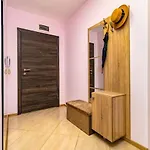 Spacious By Stefanie / Close To Mu דירה פלובדיב