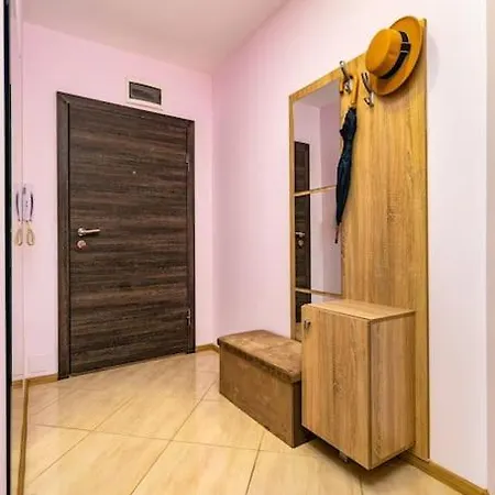 Spacious By Stefanie / Close To Mu Apartment Plovdiv