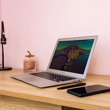 Spacious By Stefanie / Close To Mu *