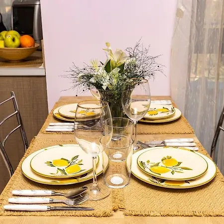 Spacious By Stefanie / Close To Mu Апартамент