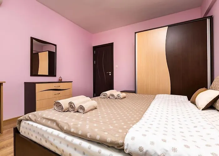 Spacious By Stefanie / Close To Mu *